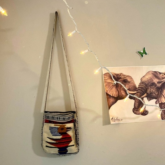 Tribal Woven over the shoulder purse - Picture 2 of 8